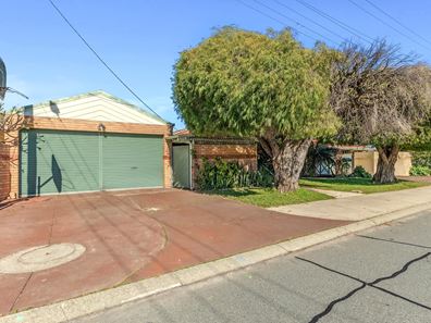 51 Elswick Street, Safety Bay WA 6169