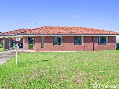 31 Townsend Road, Rockingham WA 6168