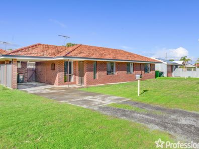 31 Townsend Road, Rockingham WA 6168