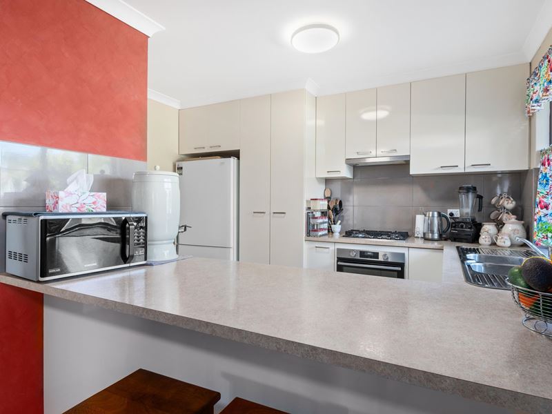 62 Hossack Avenue, Parkwood