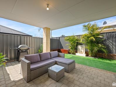 8 Willowdale Promenade, Piara Waters WA 6112