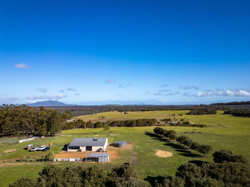 235 Corimup East Road, Manypeaks WA 6328