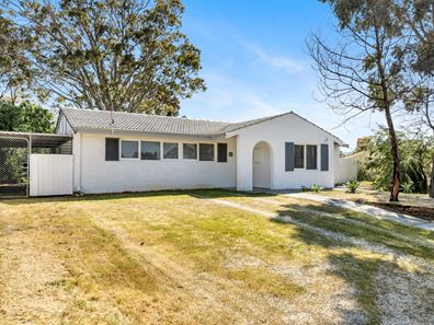 5 Banksia Road, Camillo WA 6111