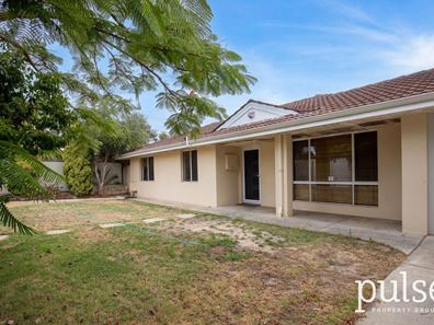 62 Winterfold Road, Samson WA 6163