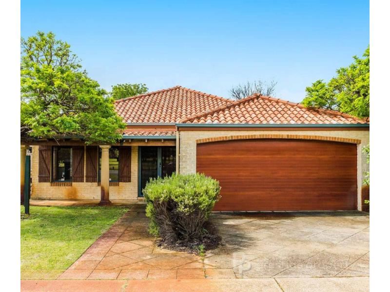 28 Gillon  Street, Karawara WA 6152