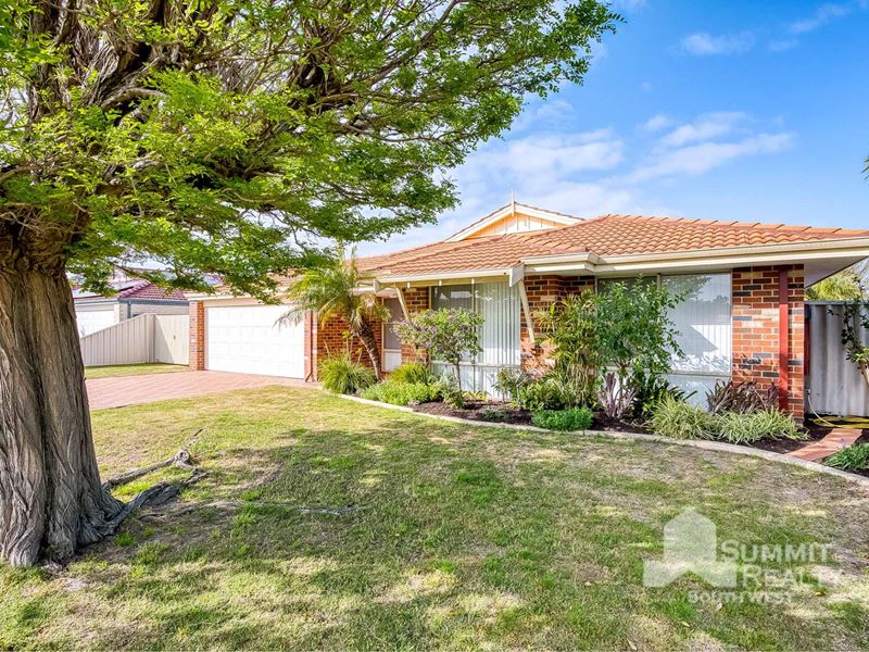 5 Darwin  Way, College Grove WA 6230