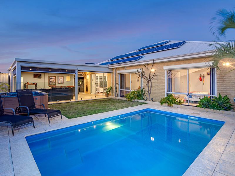 14 Featherstone Gardens, Butler