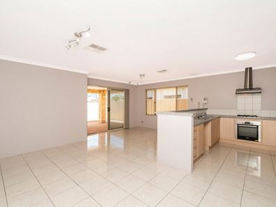 4/5 Henry Street, East Cannington WA 6107