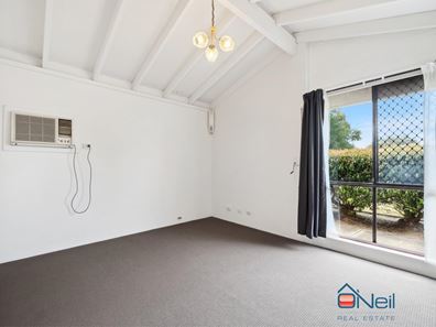 11 Barney Court, Parmelia WA 6167