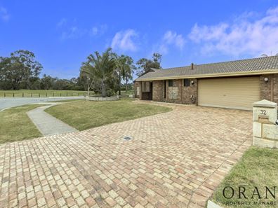 32 Alconbury Road, Kingsley WA 6026