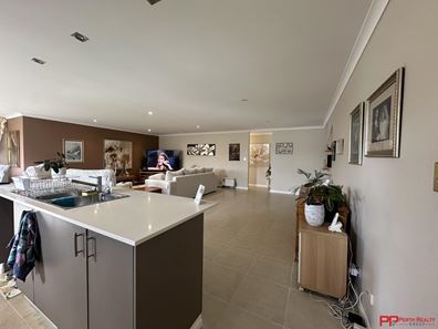 26 Vasse Gardens, Ellenbrook WA 6069