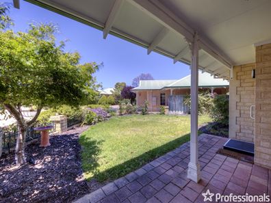 Villa 14/22 Canning Road, Kalamunda WA 6076