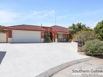 3 Turpin Place, Parmelia WA 6167