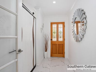 3 Turpin Place, Parmelia WA 6167