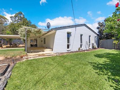 85 Connell Avenue, Kelmscott WA 6111