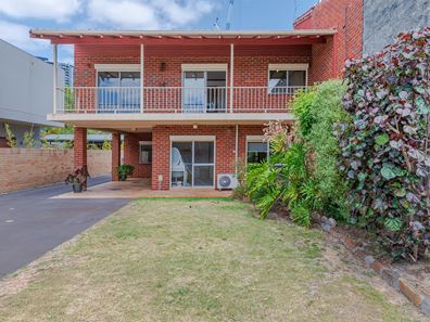 3/A RIVERWAY, Applecross WA 6153