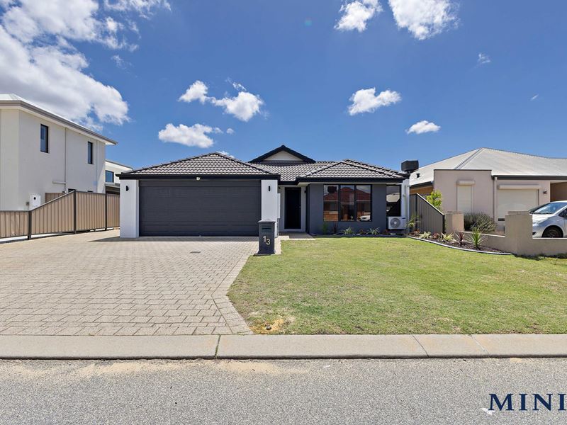 13 Tordera Parkway, Piara Waters WA 6112