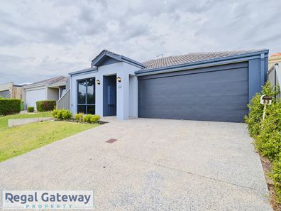 53 Litchfield Circle, Wandi WA 6167