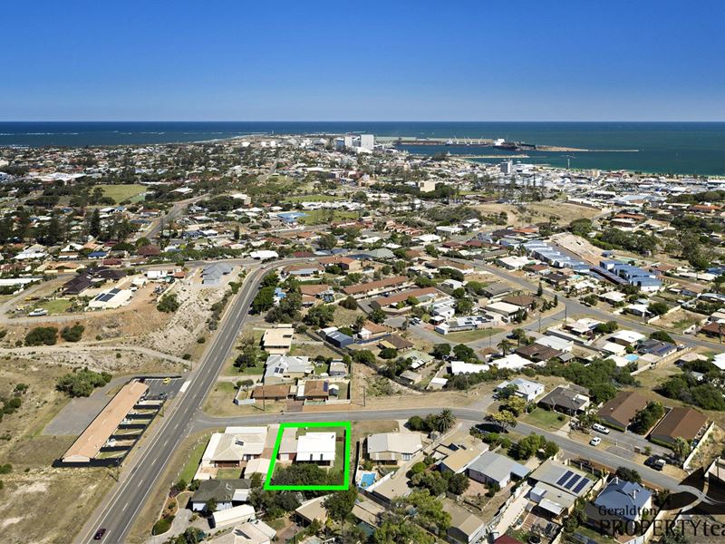 13 James Street, Geraldton WA 6530