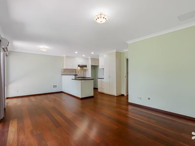 2/132 Blackwood Avenue, Hamilton Hill WA 6163