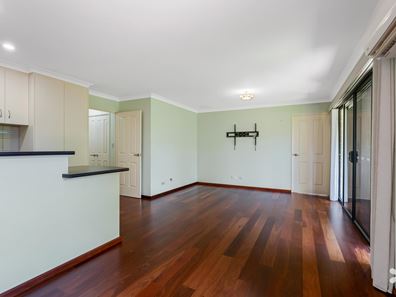 2/132 Blackwood Avenue, Hamilton Hill WA 6163