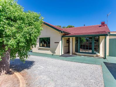 44 Gilwell Avenue, Kelmscott WA 6111
