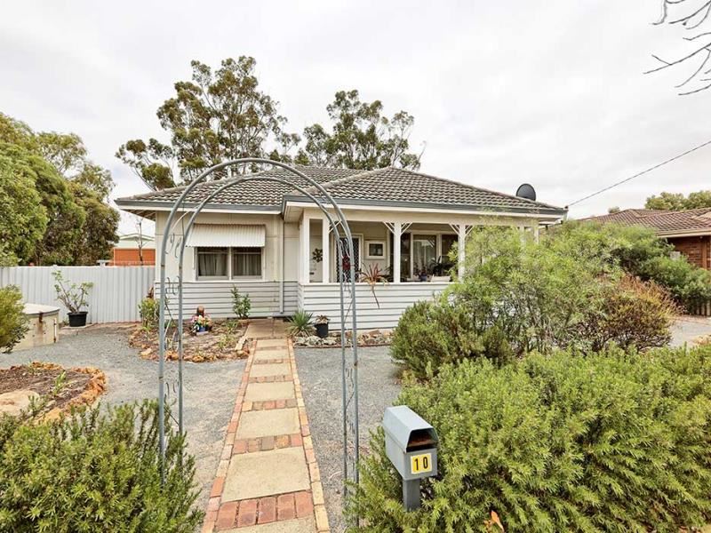 10 Upland Street, Wagin