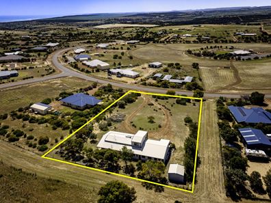 53 Redcliffe Concourse, White Peak WA 6532