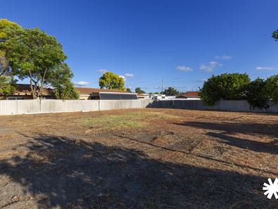 11 Henry  Street, Midland WA 6056
