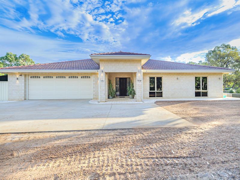 32 Pipe Lily Way, Lower Chittering WA 6084