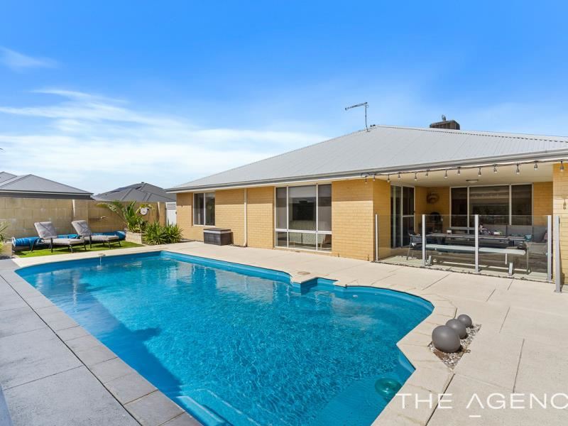 35 Flagstaff Crest, Secret Harbour WA 6173
