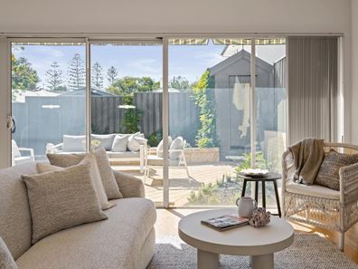 8 Perth Street, Cottesloe WA 6011