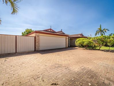 34 Roscommon Crescent, Orelia WA 6167