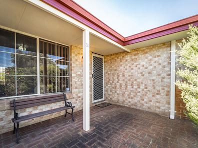 34 Roscommon Crescent, Orelia WA 6167
