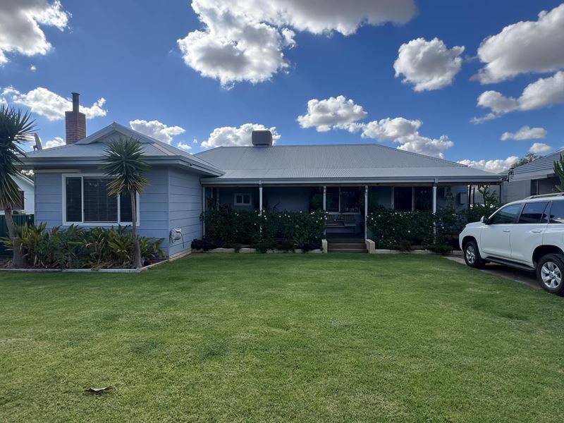 6 Jubilee Street, Merredin WA 6415