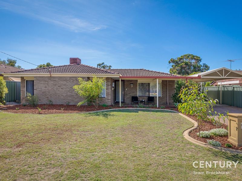 7 Shamrock Way, Huntingdale WA 6110