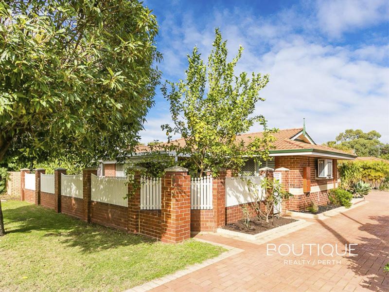 1/17 Stewart Street, Scarborough WA 6019