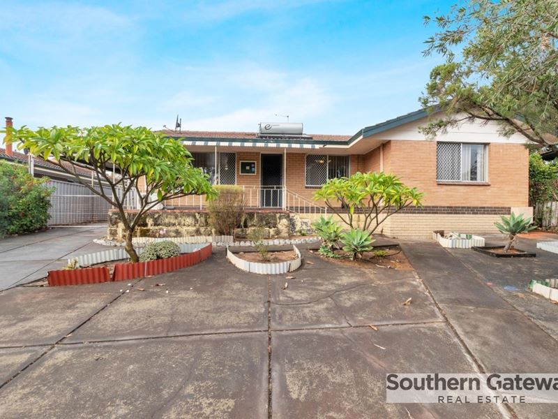 33 Nye Way, Orelia WA 6167