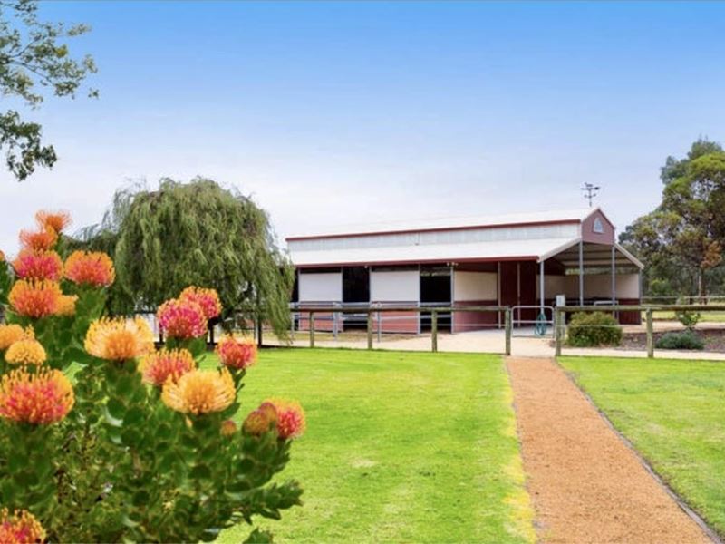 403 De Haer Rd, Wandi