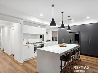 39 Pandora Drive, Jindalee WA 6036