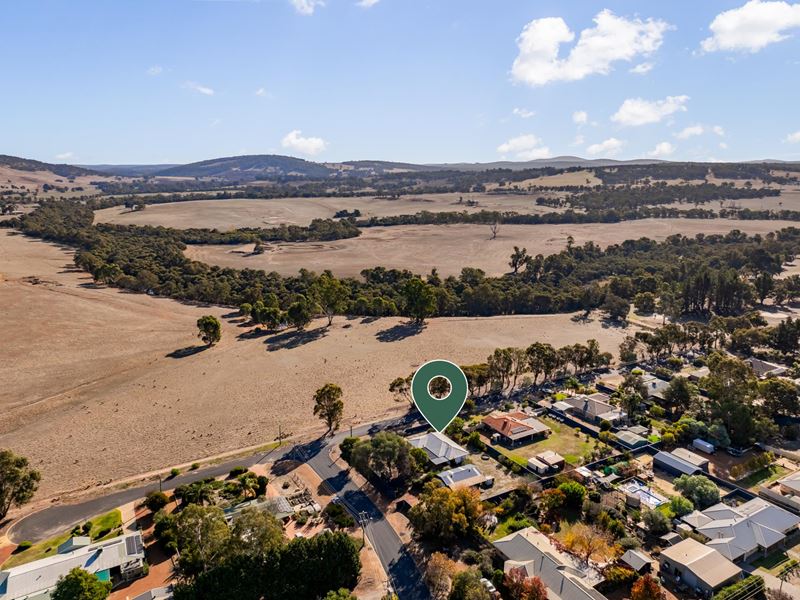 5 Shepherds Turn, Boddington