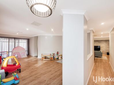 5 Lupin    Close, Thornlie WA 6108