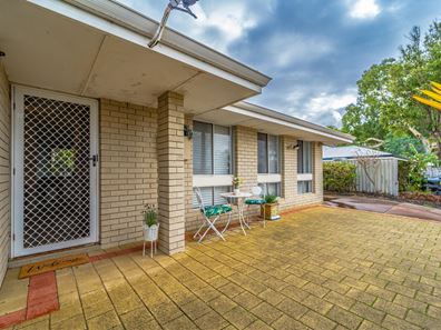 3 Fairmile Street, Warnbro WA 6169