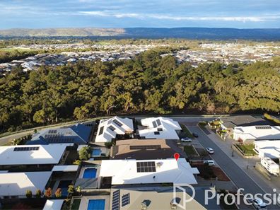 8 Marengo Close, Aveley WA 6069