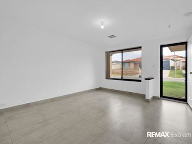 14 Brookeby Heights, Leda WA 6170