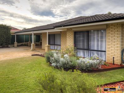 6 Beryl Close, Maida Vale WA 6057