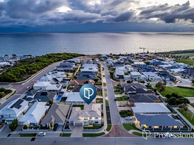 7 Yarmouth Road, Jindalee WA 6036