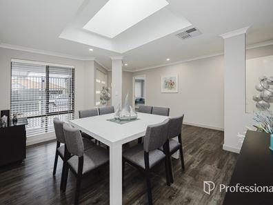 40 Rupara Circle, Quinns Rocks WA 6030