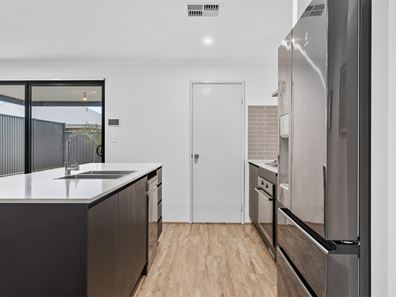 38 Borlaug Circuit, Baldivis WA 6171
