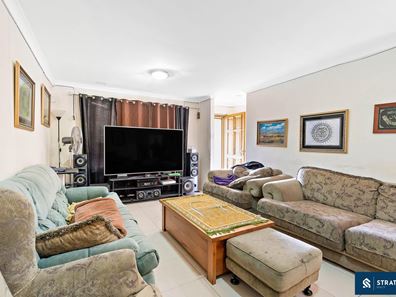 3 Skytown Place, Queens Park WA 6107